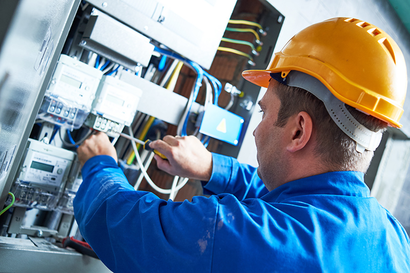 Become An Electrician in Wakefield West Yorkshire